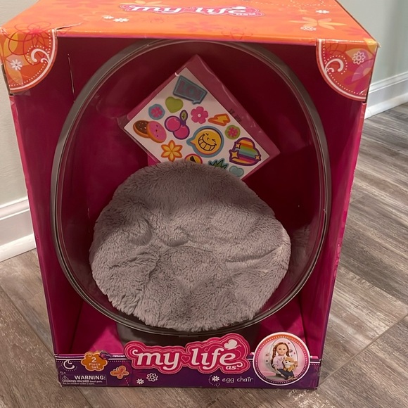 NWT 2017 Retired My Life as a Mini Clear Egg Chair 7” Doll size - Picture 1 of 6